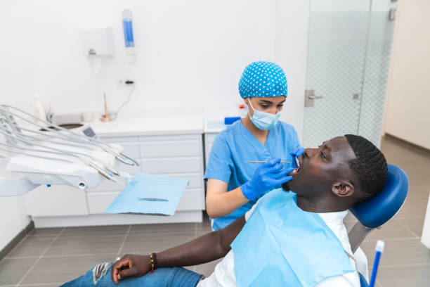 Best Cracked Tooth Emergency Dentist  in Livonia, MI
